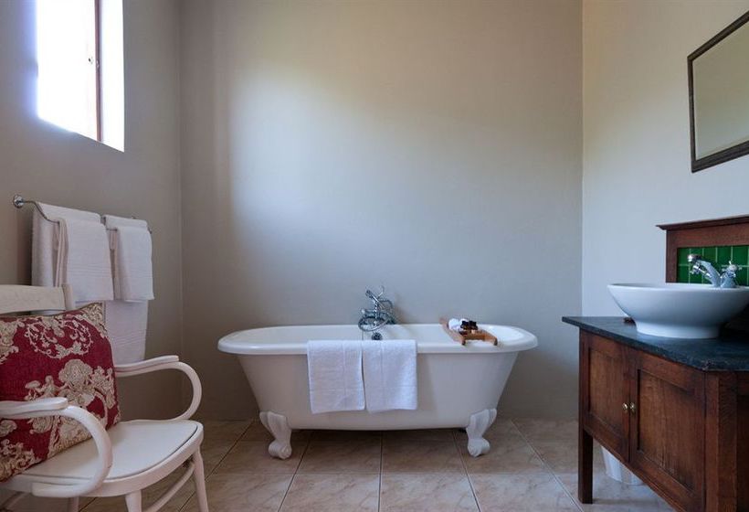 Amakhala Game Reserve - Leeuwenbosch Country House 2