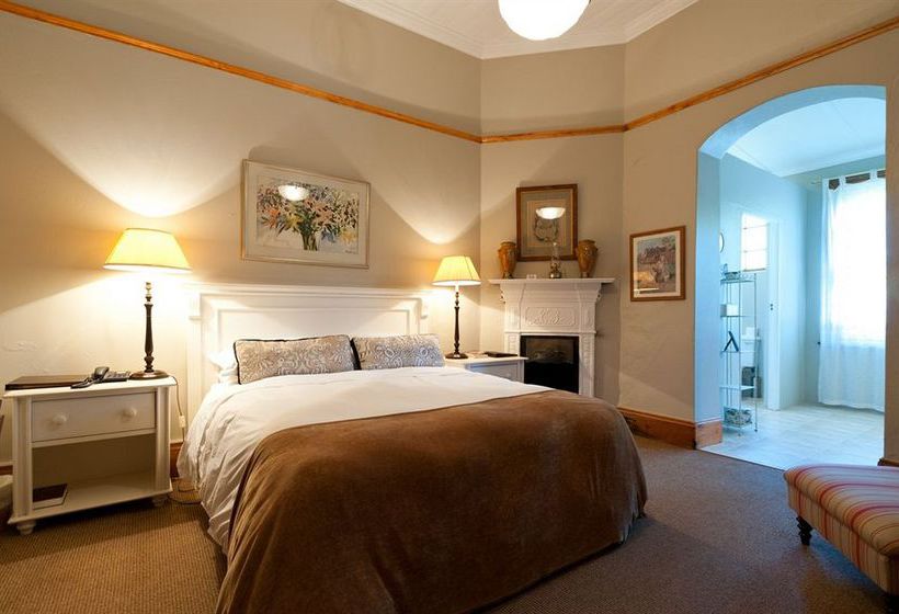 Amakhala Game Reserve - Leeuwenbosch Country House 3