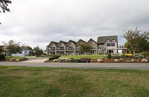 Fiordland Lakeview Motel And Apartments 11