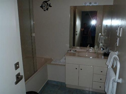 Fiordland Lakeview Motel And Apartments 12