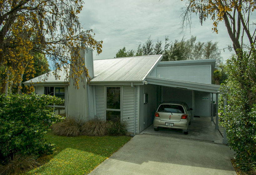 Fiordland Lakeview Motel And Apartments 7