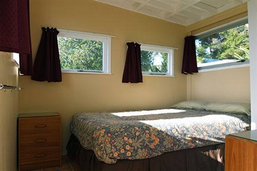 Hotel Russell - Orongo Bay Holiday Park 15