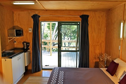 Hotel Russell - Orongo Bay Holiday Park 19