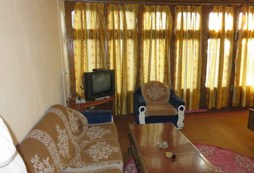 Pension Nezer View Guest House 6