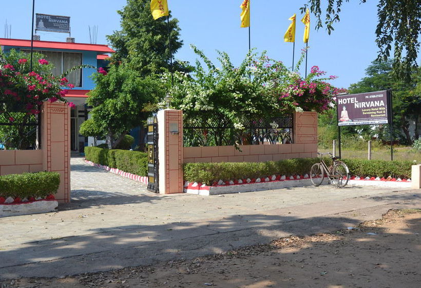 Hotel Nirvana 14