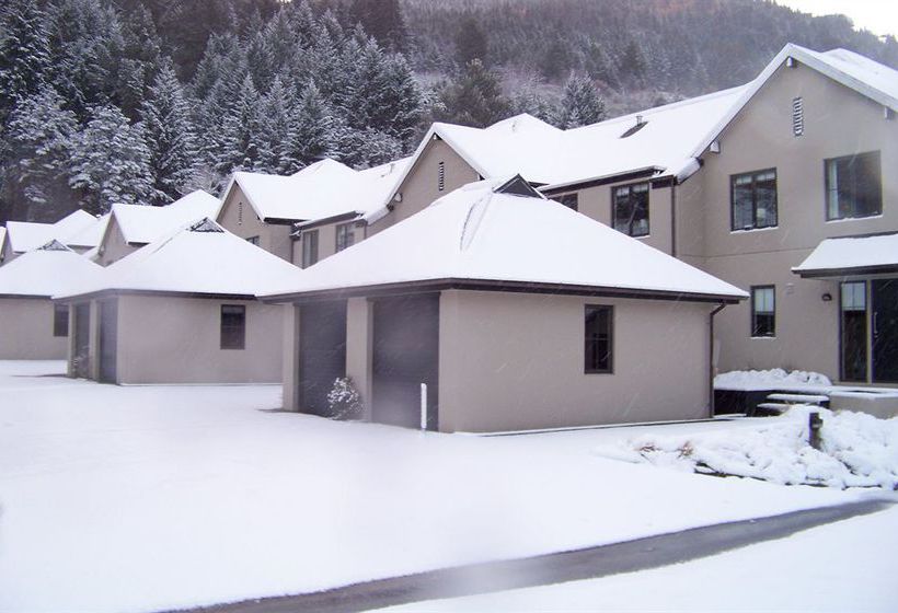 Platinum Queenstown Luxury Villas 1