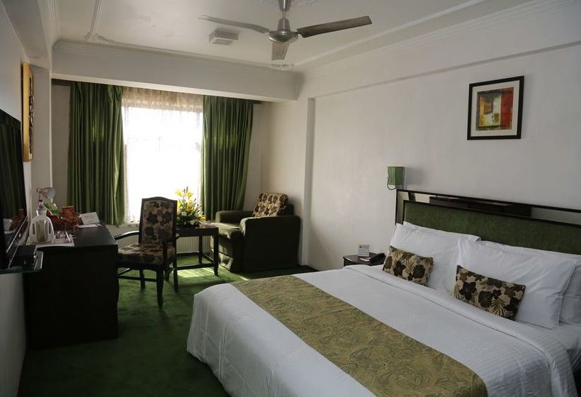 Batra Hotel And Residences 18