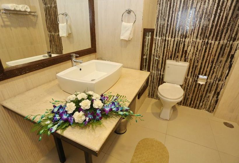 Batra Hotel And Residences 19