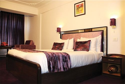 Batra Hotel And Residences 2