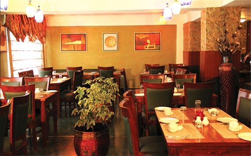 Batra Hotel And Residences 3