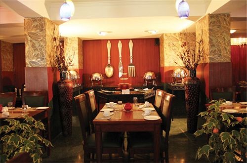 Batra Hotel And Residences 4