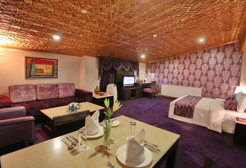 Batra Hotel And Residences 7