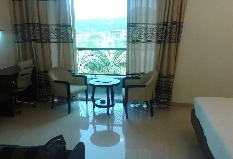 Hotel Sea Rock Thane