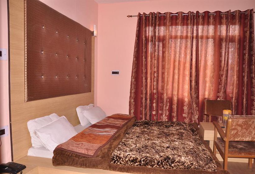 Hotel New Prince Inn