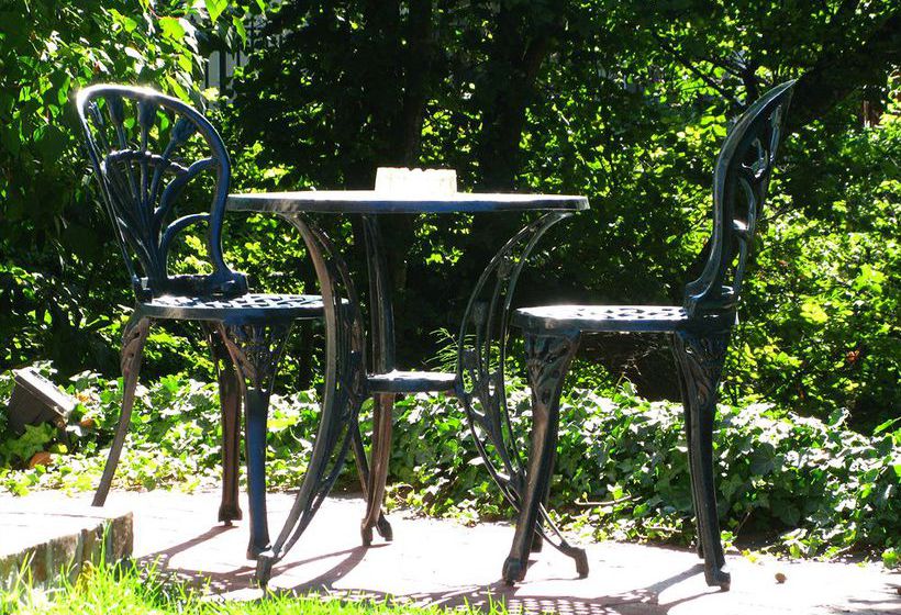 Pension Riversong Guest House & Cottage 18