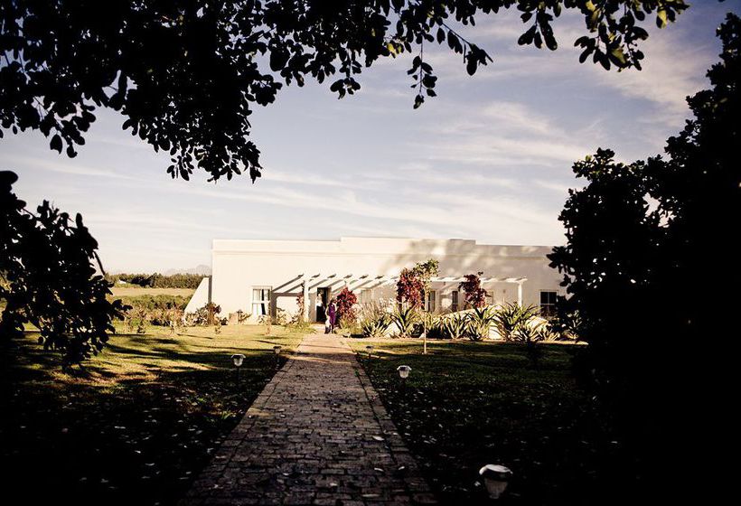 Pension Hawksmoor House 9