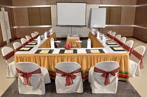 Hotel The Lotus Service Apartment 12