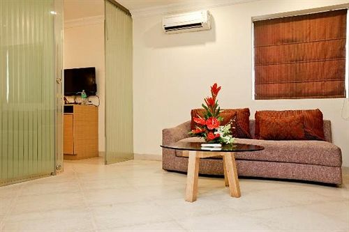 The Lotus Service Apartment 18