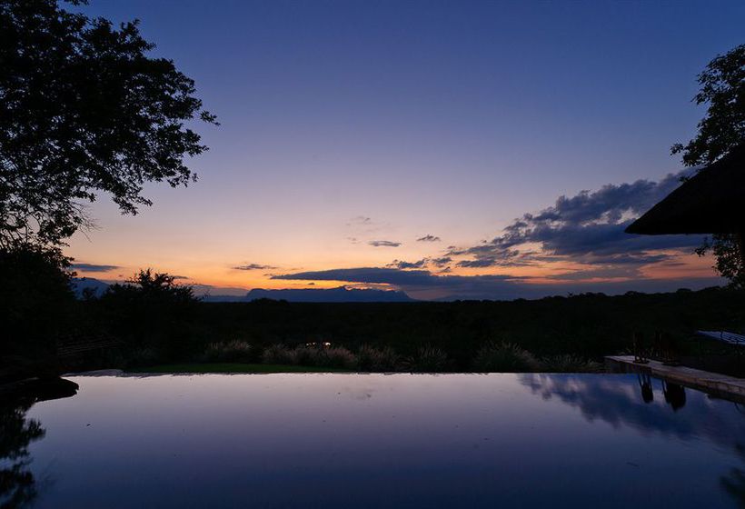 Pension Khaya Ndlovu Manor House 2