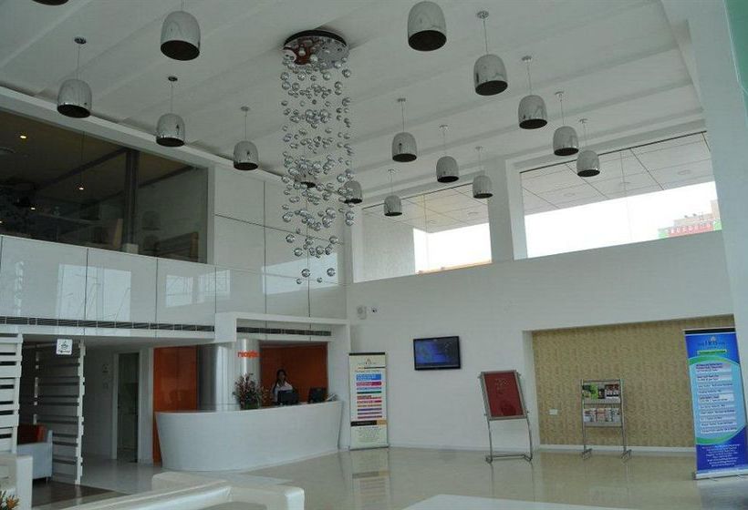 Hotel The Iris Inn By Bhagini 16