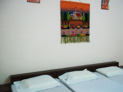 Hostel Friends Paying Guest House 18