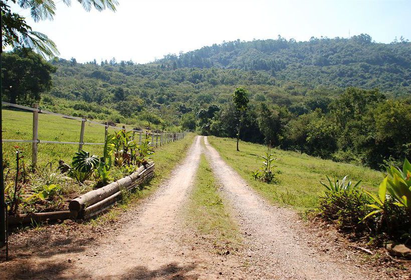 Bed and Breakfast Hamilton Parks Country Lodge 15