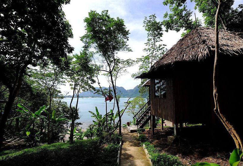 Sunwaree Phi Phi Resort 2