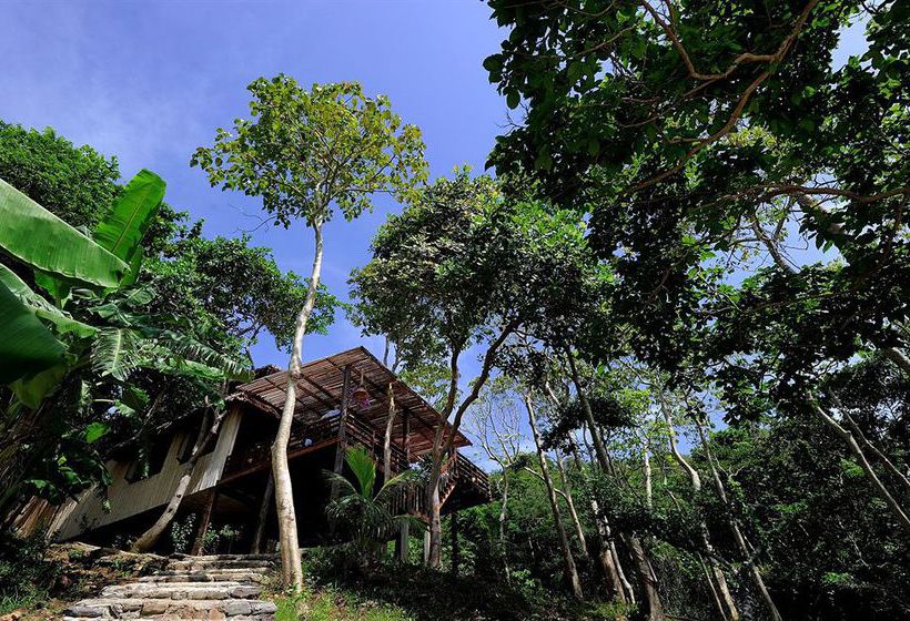 Sunwaree Phi Phi Resort 9