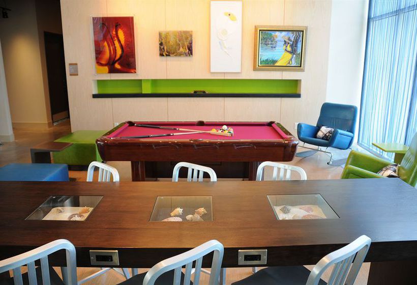 Hotel Aloft Ahmedabad 2