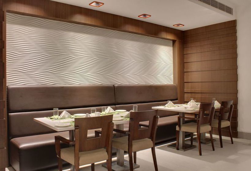 Hotel Aloft Ahmedabad 9