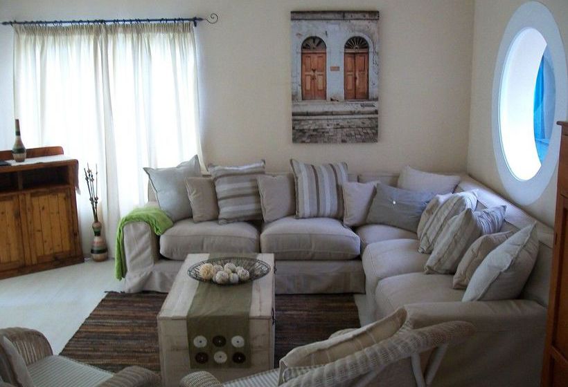 Bed and Breakfast Sea Whisper Guest House 16