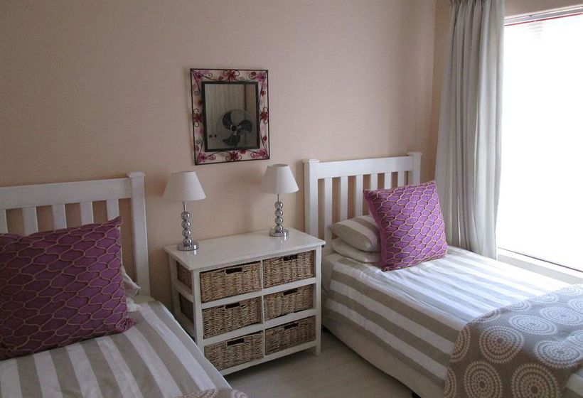 Bed and Breakfast Sea Whisper Guest House 7