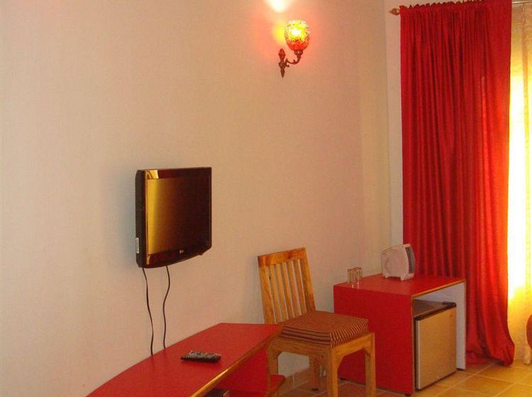 Hotel Ray Of Maya 14