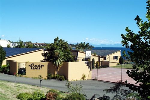 Motel Oasis Beach Resort 10