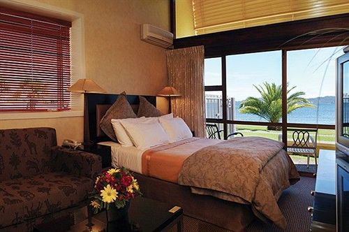 Motel Oasis Beach Resort 8