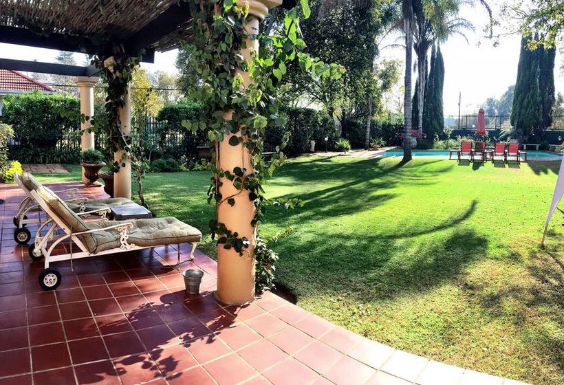 Pension Macgregors Guest House 11