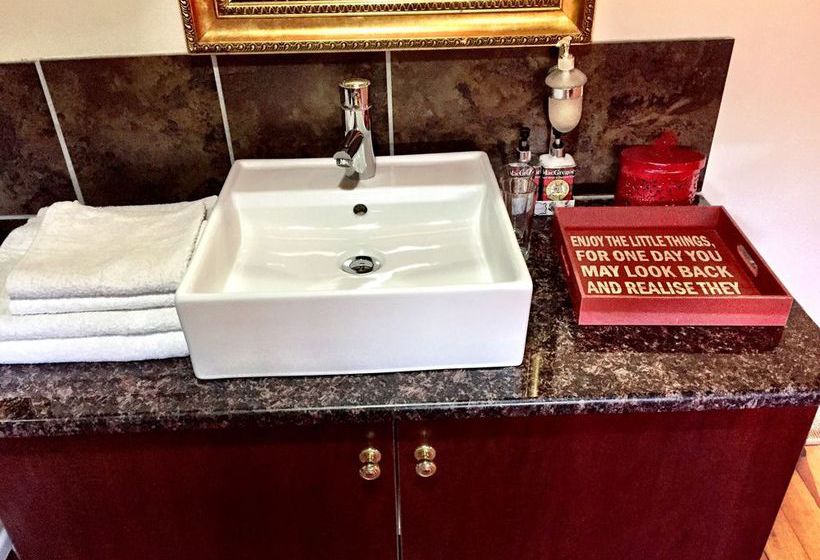 Pension Macgregors Guest House 17