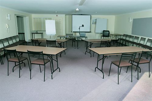 Anchorage Motor Lodge 14