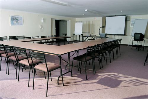 Anchorage Motor Lodge 16