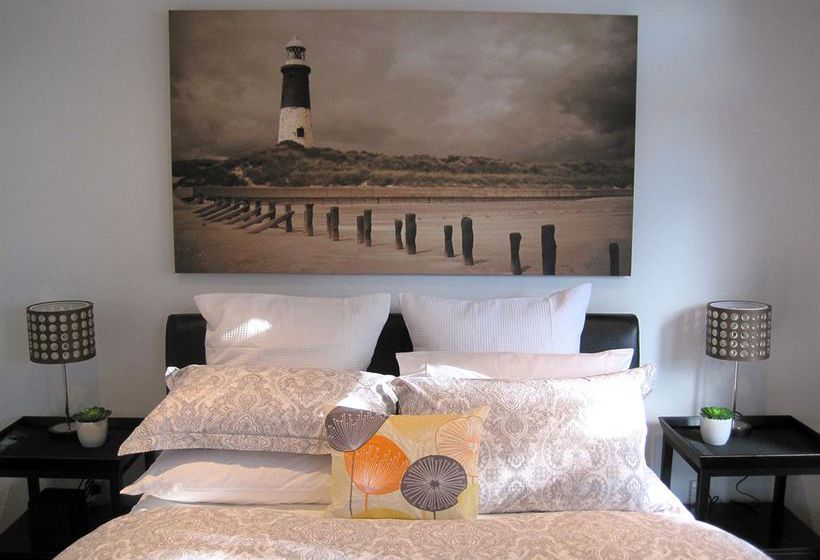 Pension Acorns Wellington 2