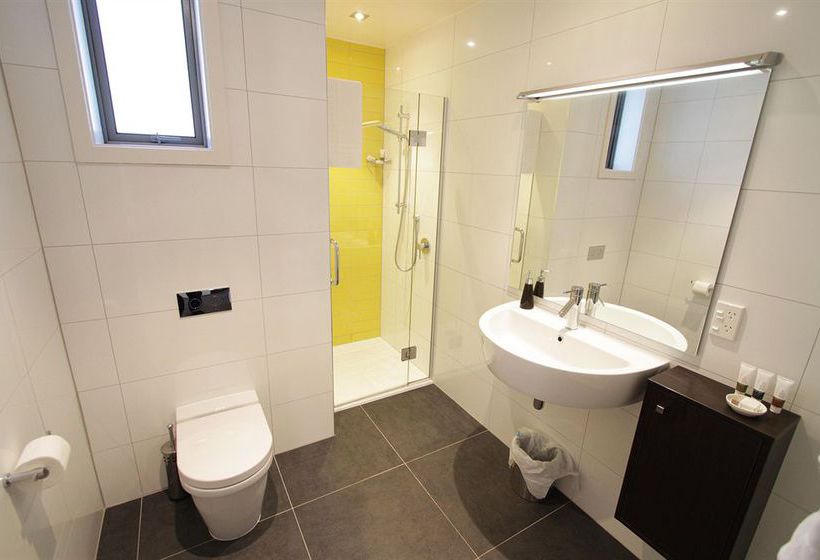 Pension Acorns Wellington 9