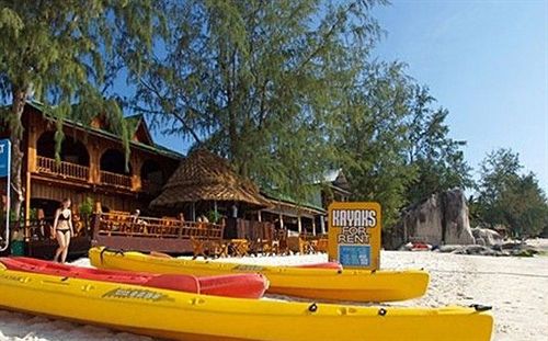 Ban's Diving Resort 10