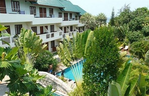 Ban's Diving Resort 7