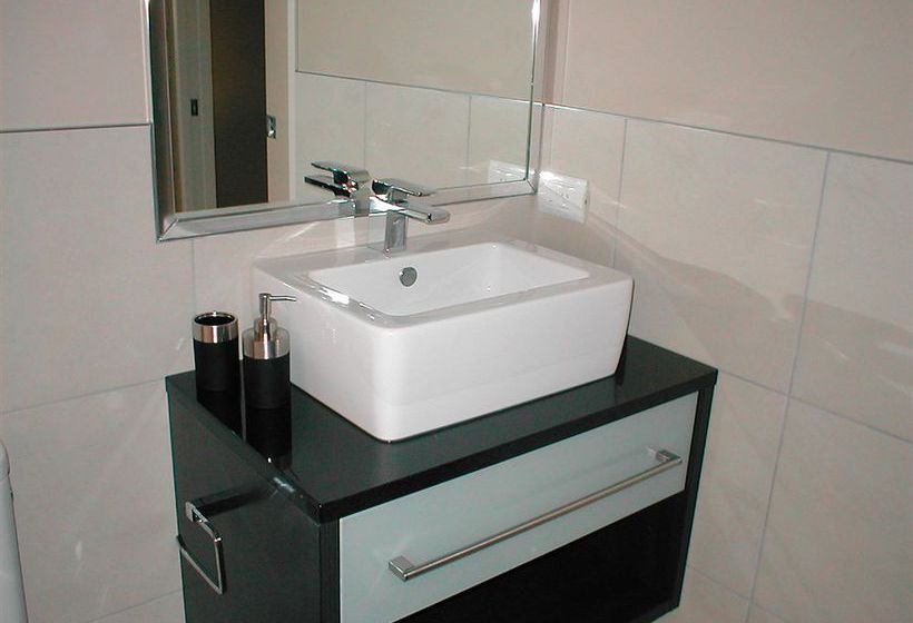 Bed and Breakfast Abbey House Kerikeri