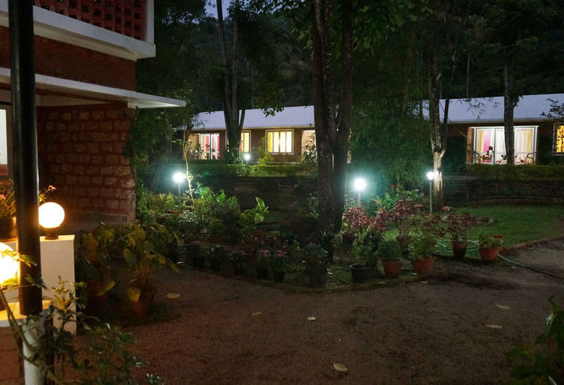 Resort Ambady's Falling Waters 8