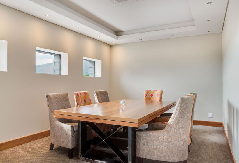 Hotel Hunters Rest 18