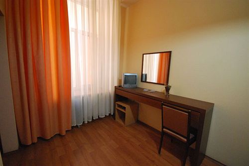 Hotel Ave Caesar On Stremyannaya Nevskiy 11