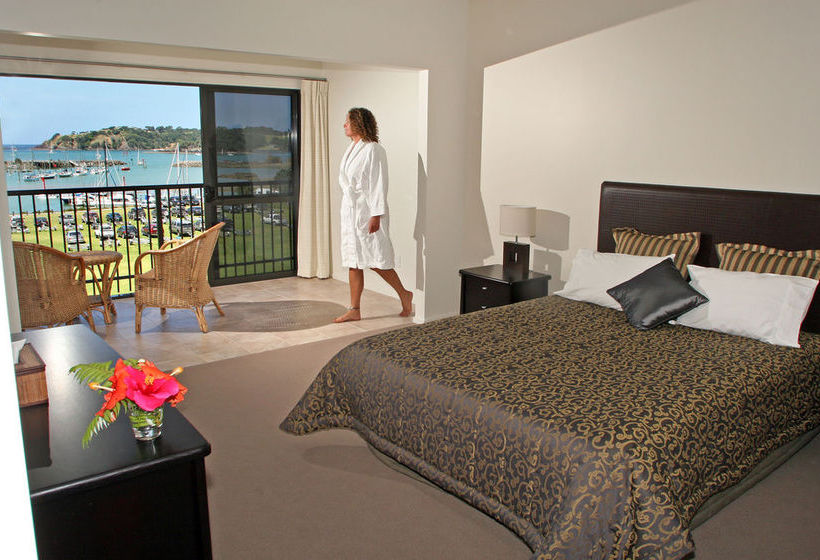 Quality Hotel Oceans 10