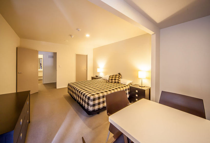 Quality Hotel Oceans 15