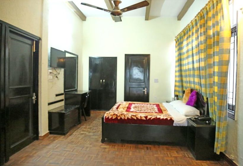 Hotel Surbee Resorts 17